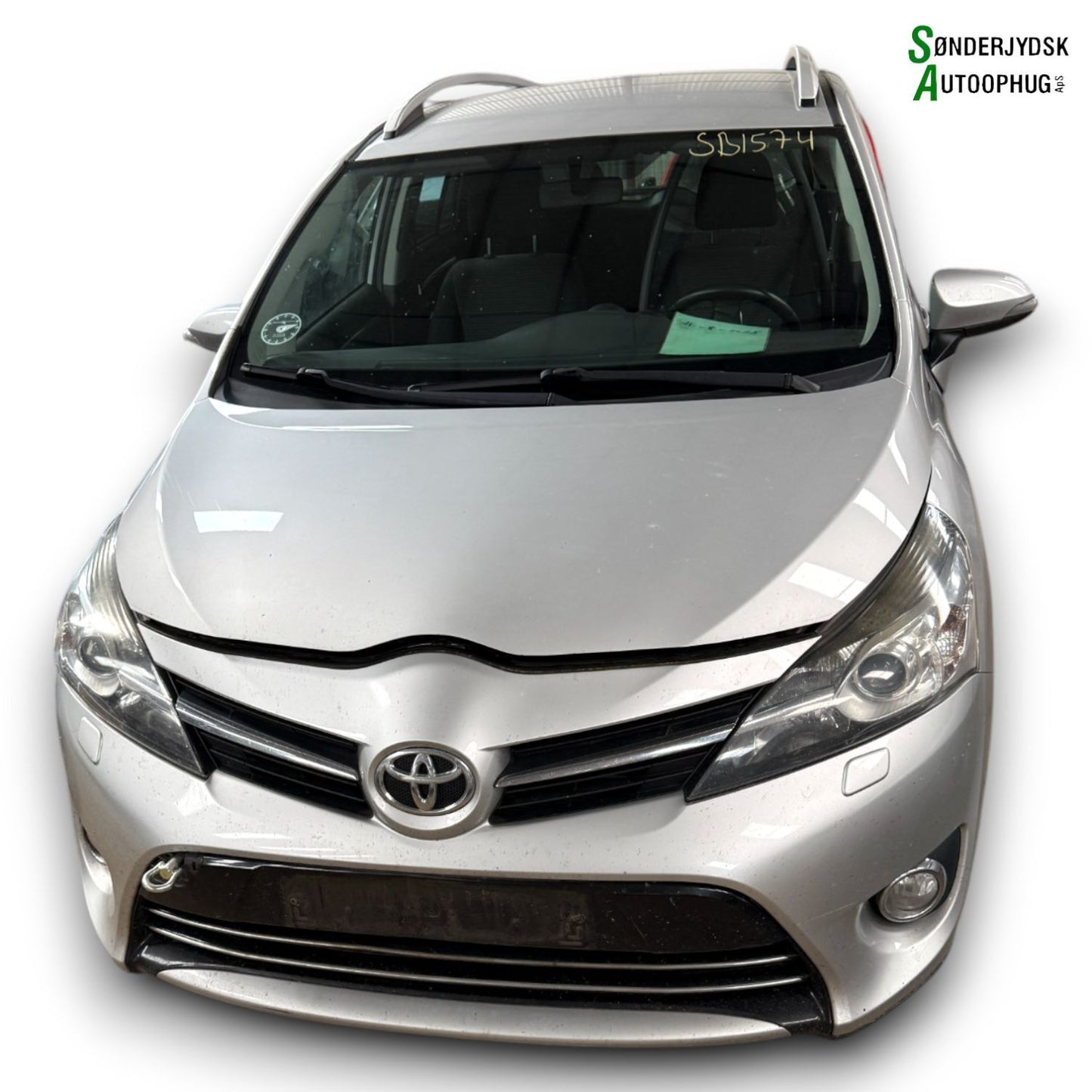 Toyota Verso-S Pluk-Selv-Bil Med OEM Nr. Ophugger Fra Toyota Ophugger