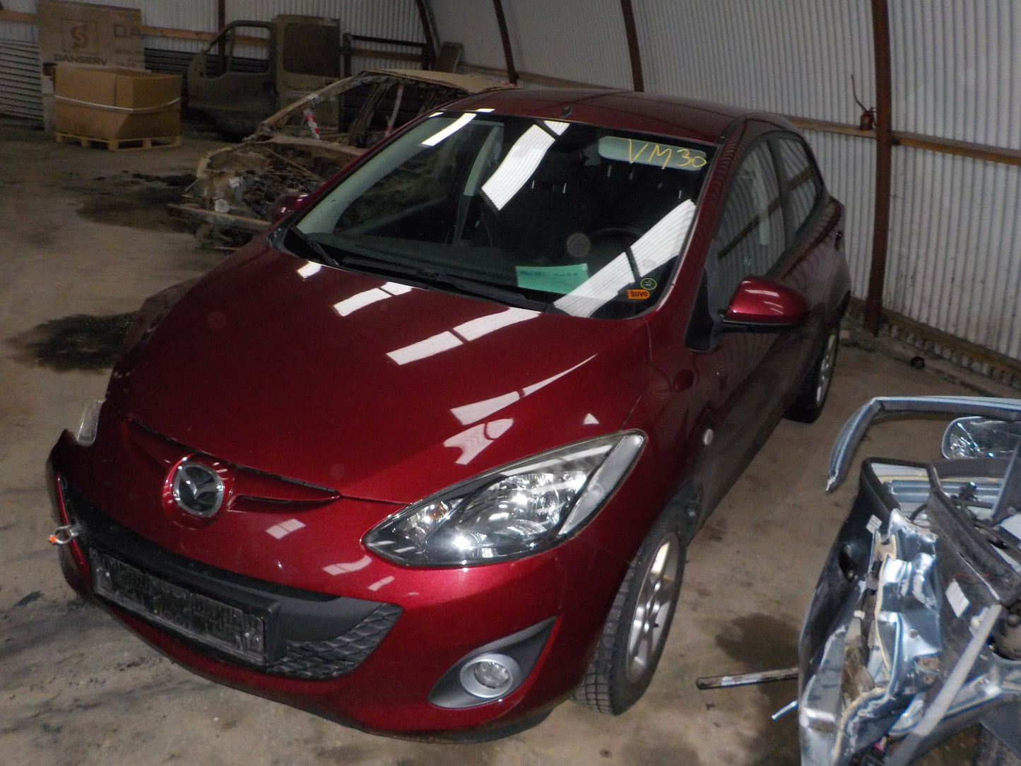 Mazda 2 DE Pluk-Selv-Bil Med OEM Nr. Ophugger Fra Mazda Ophugger