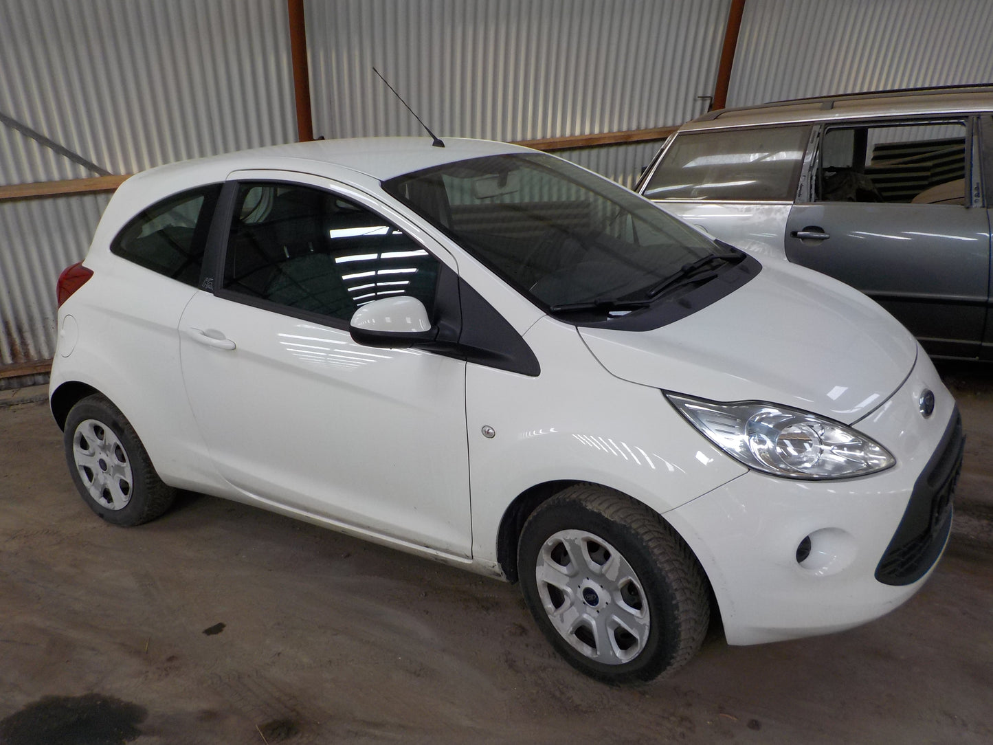 Ford Ka Pluk-Selv-Bil Med OEM Nr. Ophugger Fra Ford Ophugger