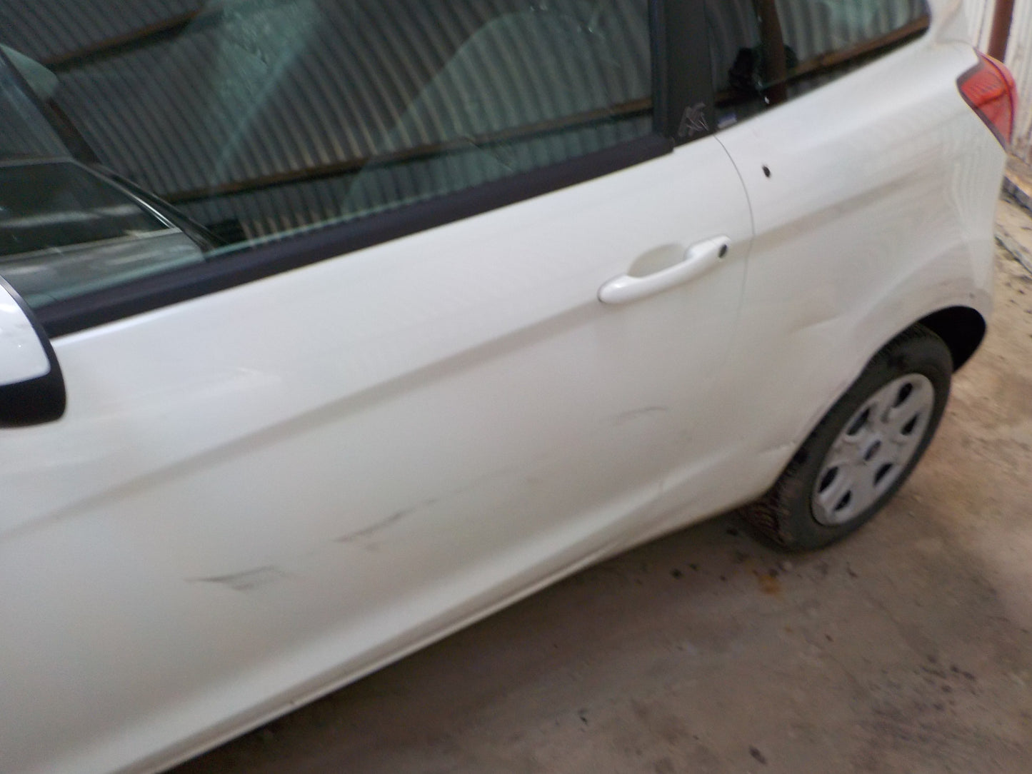 Ford Ka Pluk-Selv-Bil Med OEM Nr. Ophugger Fra Ford Ophugger