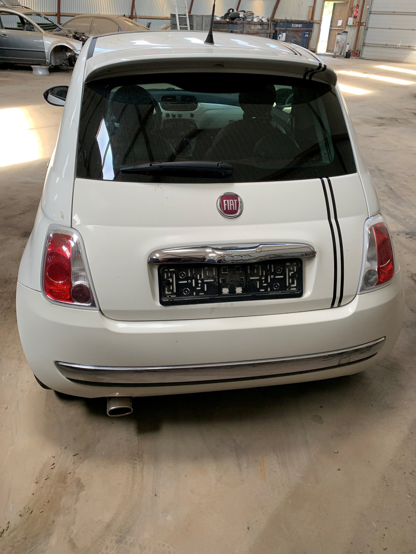 Fiat 500 Pluk-Selv-Bil Med OEM Nr. Ophugger Fra Fiat Ophugger