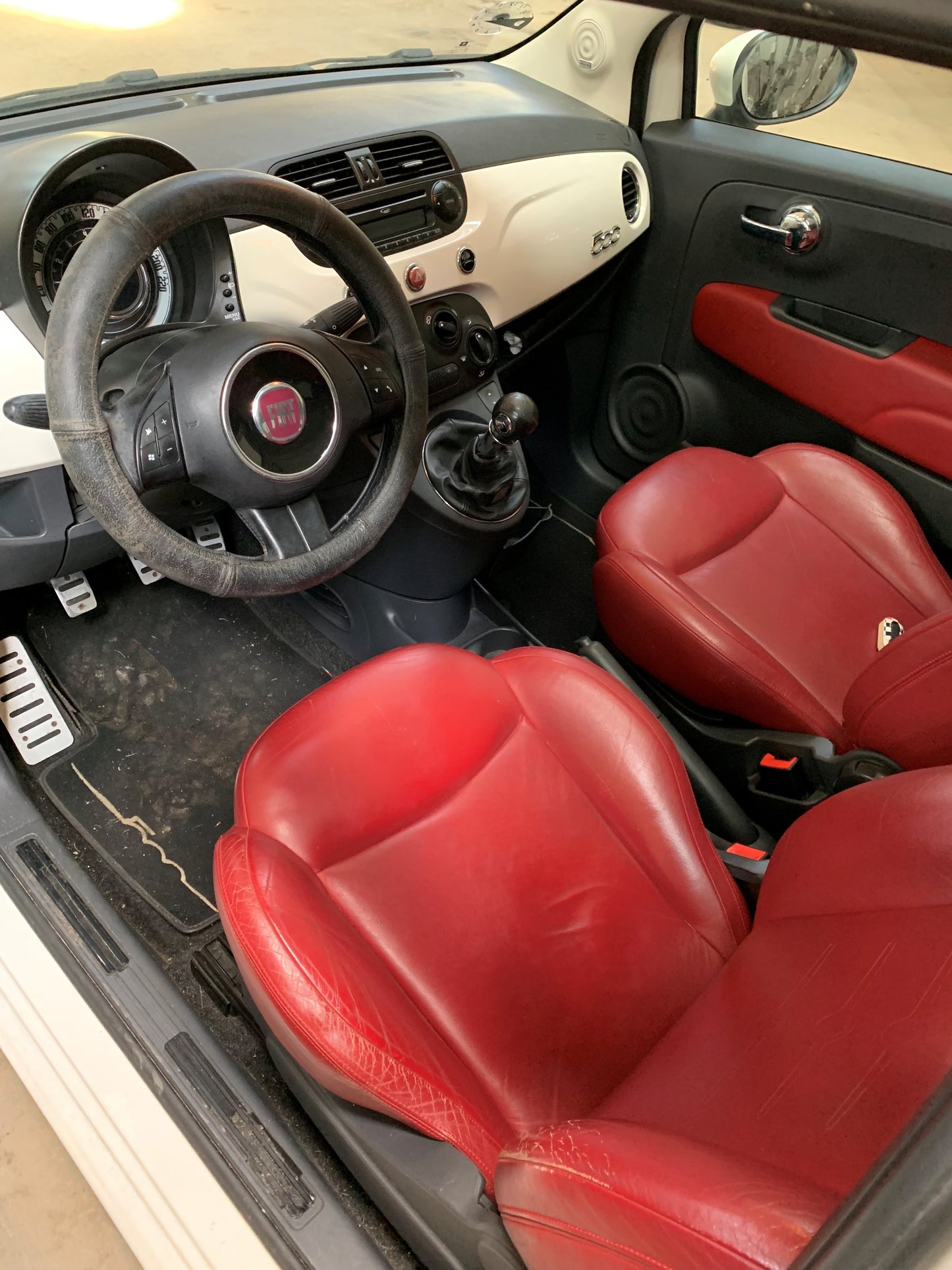 Fiat 500 Pluk-Selv-Bil Med OEM Nr. Ophugger Fra Fiat Ophugger