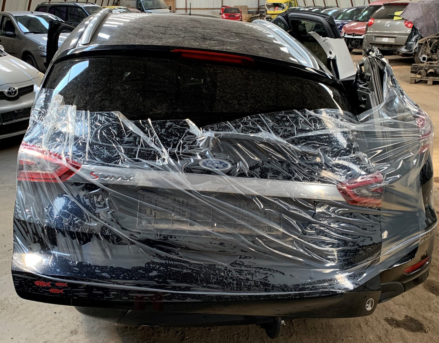 Ford S‑Max 2 Pluk-Selv-Bil Med OEM Nr. Ophugger Fra Ford Ophugger