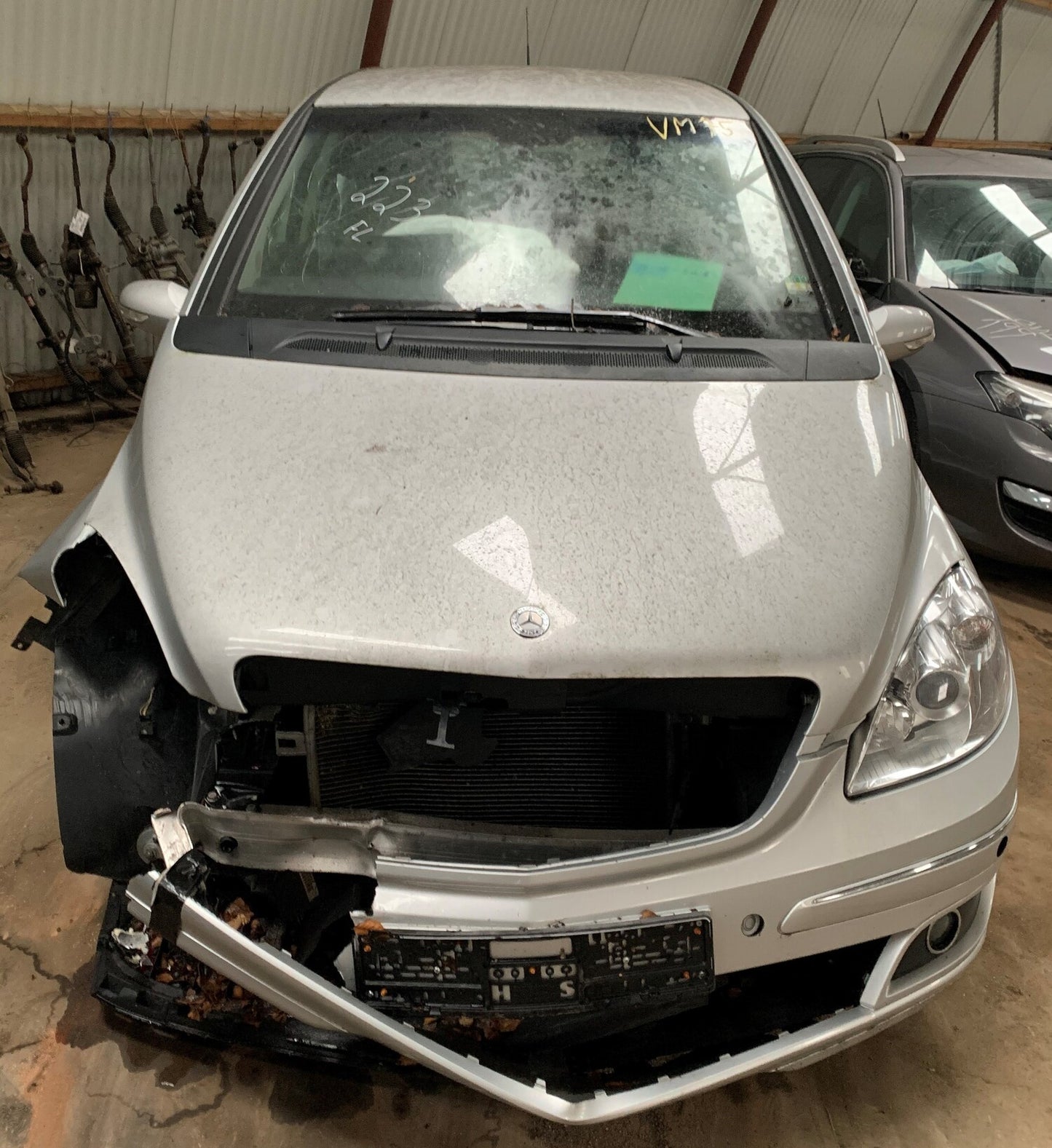 Mercedes B W245 Pluk-Selv-Bil Med OEM Nr. Ophugger Fra Mercedes Ophugger