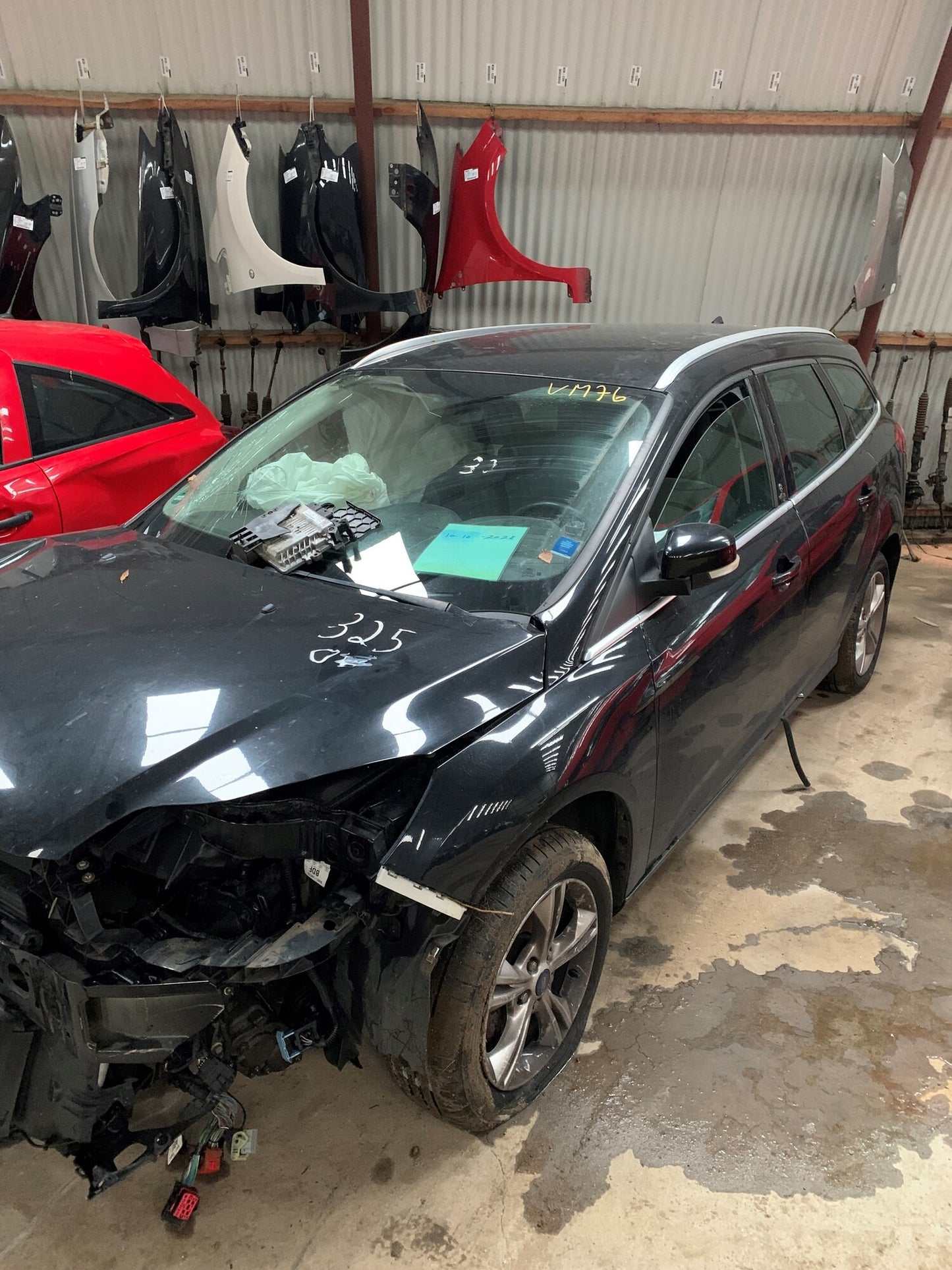 Ford Focus Pluk-Selv-Bil Med OEM Nr. Ophugger Fra Ford Ophugger