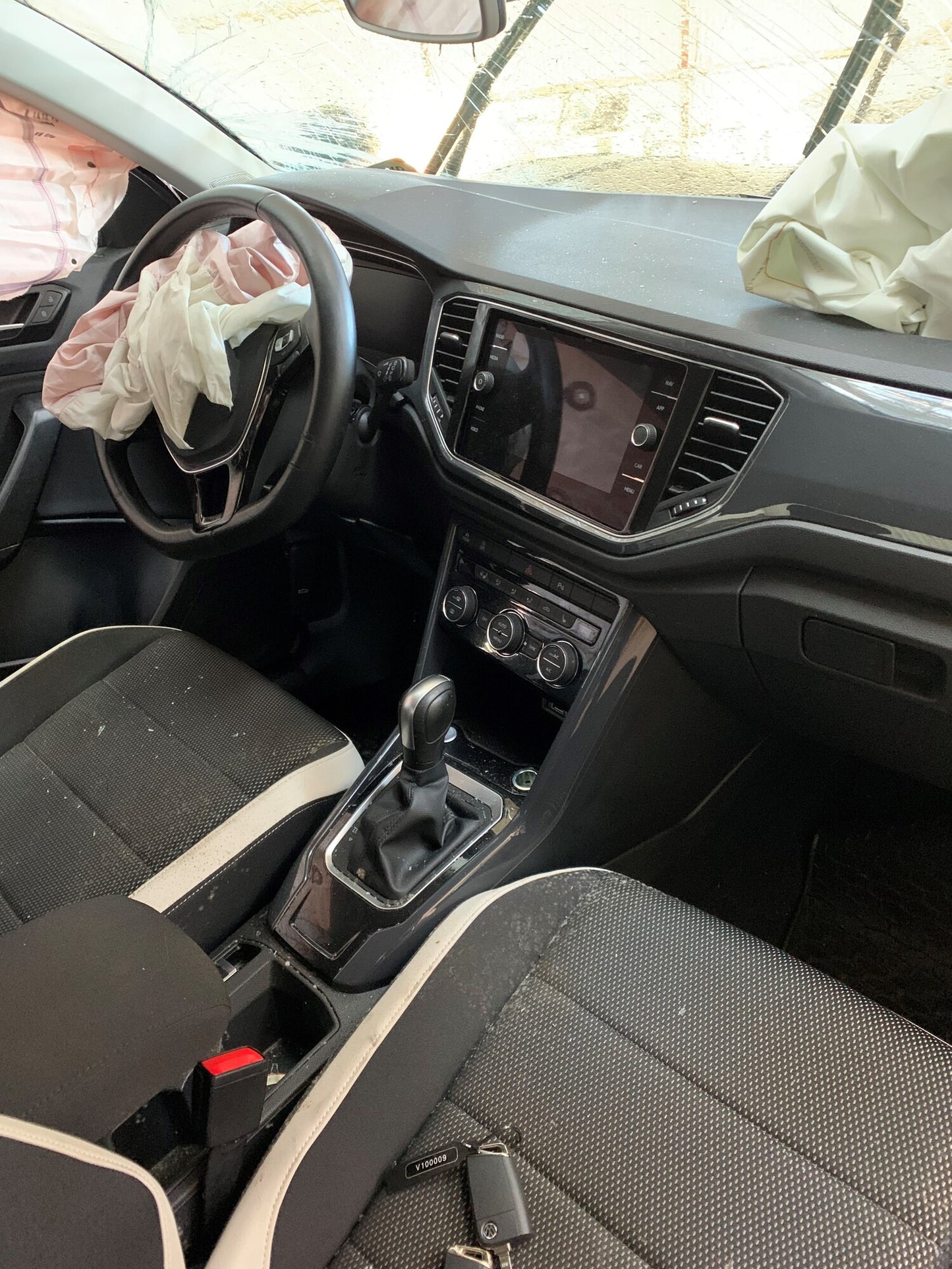 VW T‑Roc Pluk-Selv-Bil Med OEM Nr. Ophugger Fra VW Ophugger