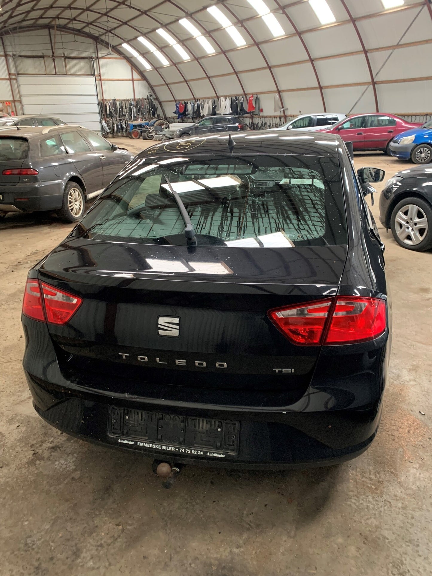 Seat Toledo Pluk-Selv-Bil Med OEM Nr. Ophugger Fra Seat Ophugger