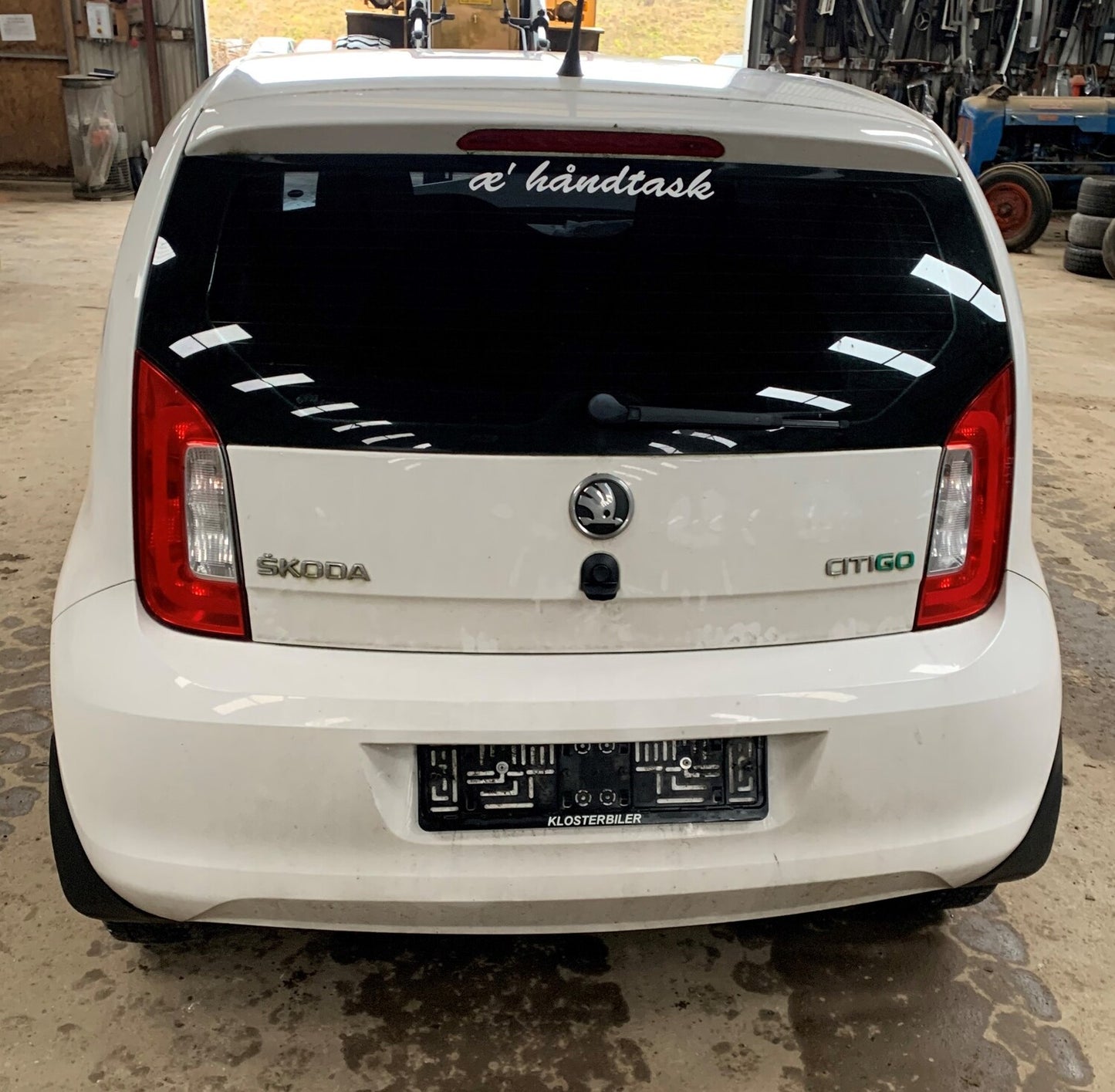 Skoda Citigo Pluk-Selv-Bil Med OEM Nr. TMBZZZAAZDD607820 Fra Skoda Ophugger