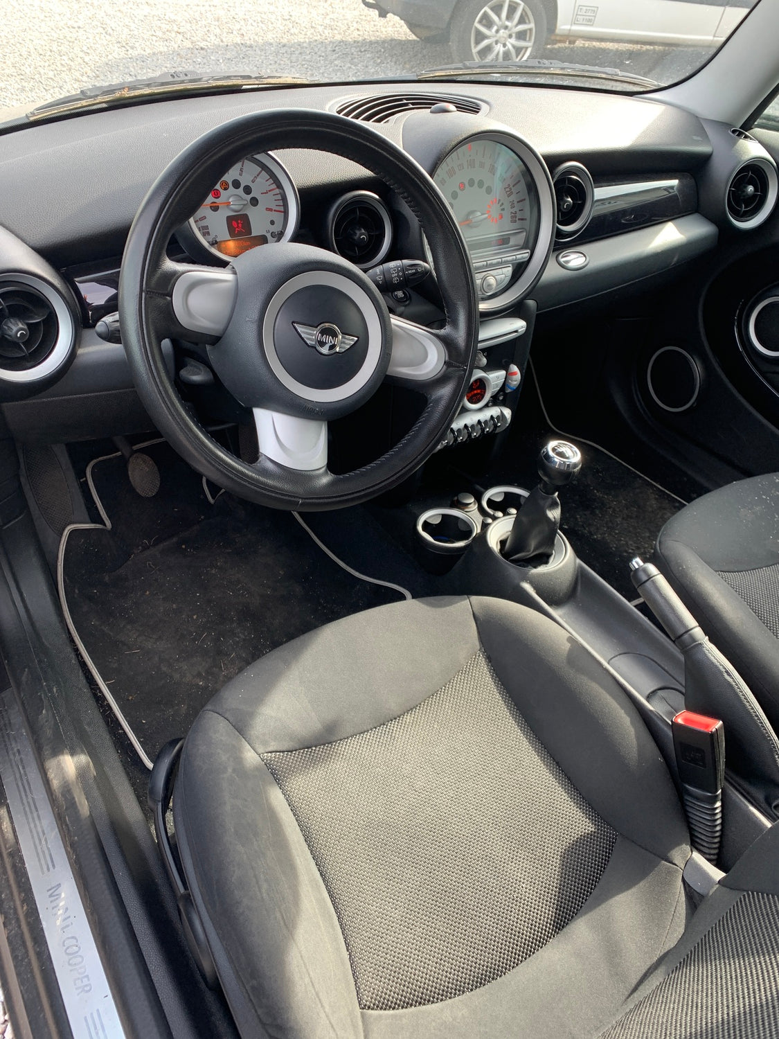 Mini Mini MKII Dørrude - Siderude Med OEM Nr. Ophugger Fra Mini Ophugger