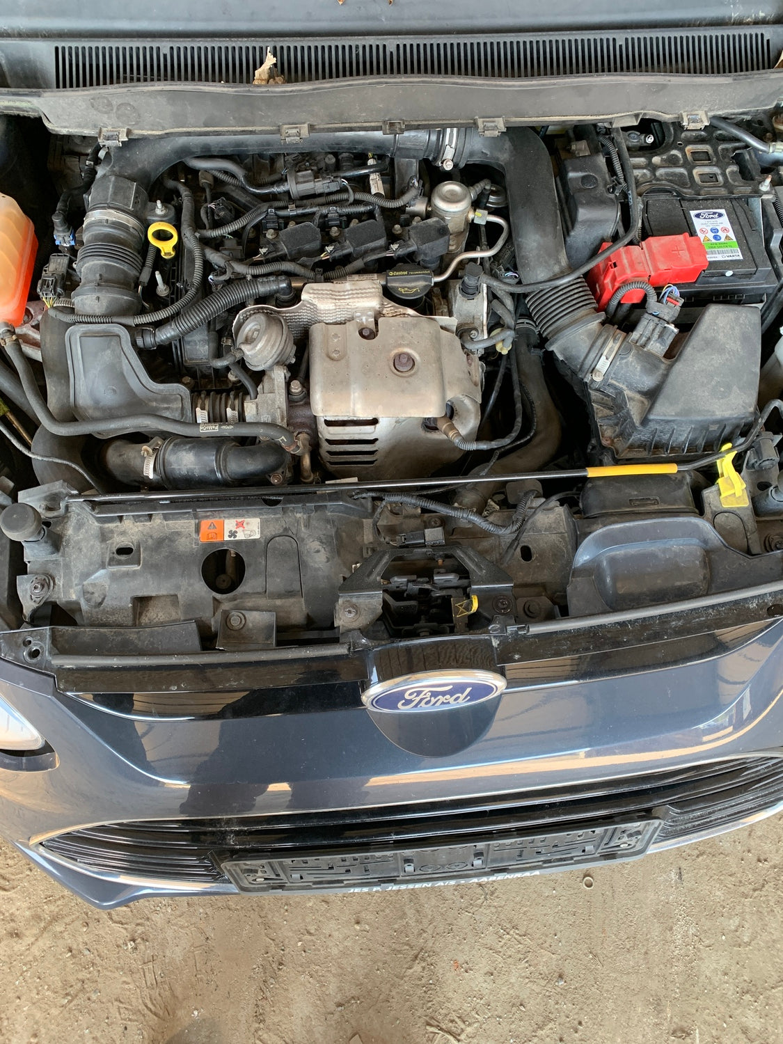 Ford B‑Max Pluk-Selv-Bil Med OEM Nr. Ophugger Fra Ford Ophugger