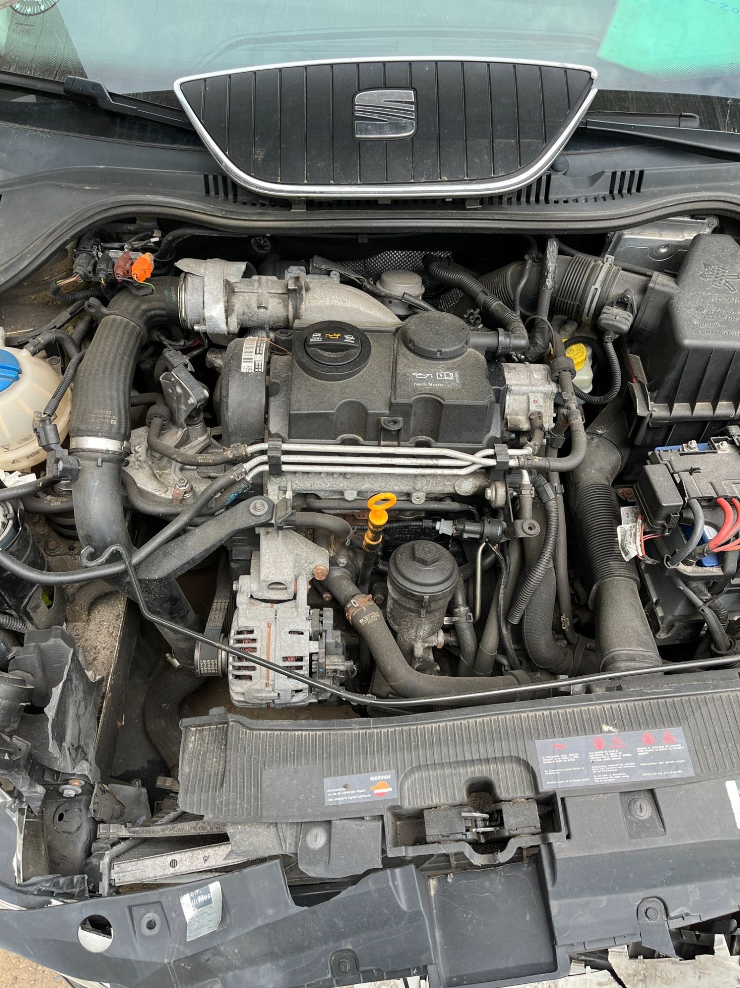 Seat Ibiza 6J Pluk-Selv-Bil Med OEM Nr. Ophugger Fra Seat Ophugger