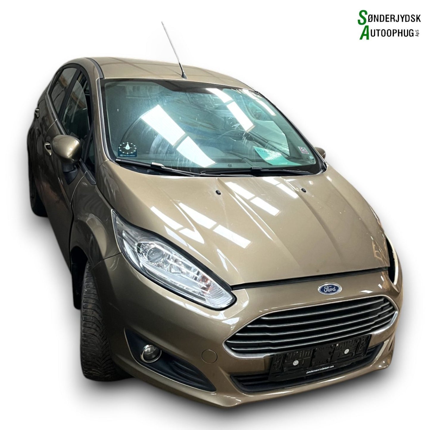 Ford Fiesta 7 Pluk-Selv-Bil Med OEM Nr. Ophugger Fra Ford Ophugger