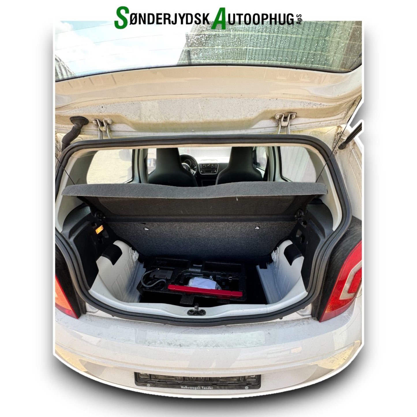 VW UP Pluk-Selv-Bil Med OEM Nr. Ophugger Fra VW Ophugger