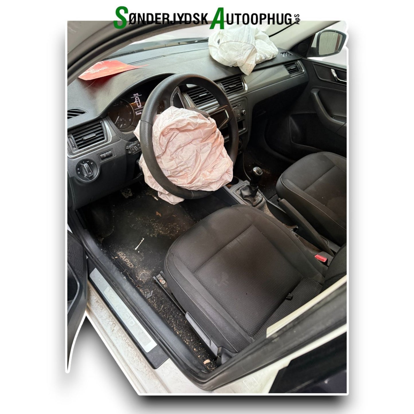 Skoda Rapid Pluk-Selv-Bil Med OEM Nr. Ophugger Fra Skoda Ophugger