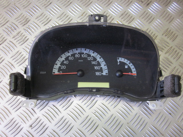 Fiat Punto II Instrument  Med OEM Nr. Ophugger Fra Fiat Ophugger