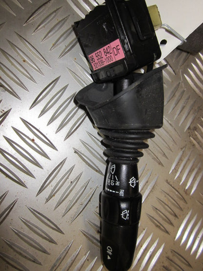 Chevrolet Nubira Kontakt Visker Med OEM Nr. Ophugger Fra Chevrolet Ophugger