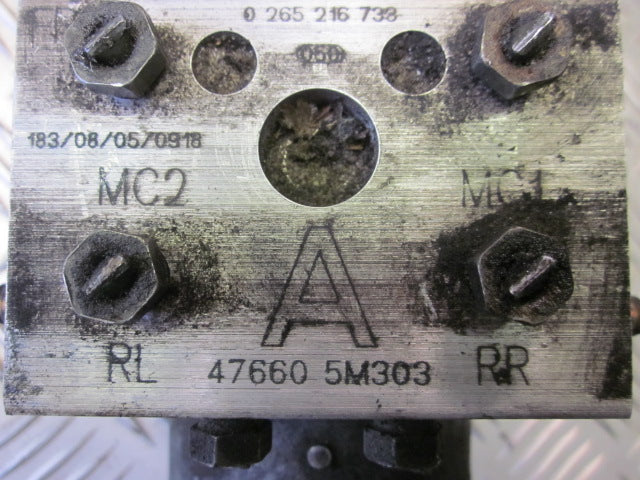 Nissan Almera N16 ABS Pumpe Med OEM Nr. 0273004596 Fra Nissan Ophugger