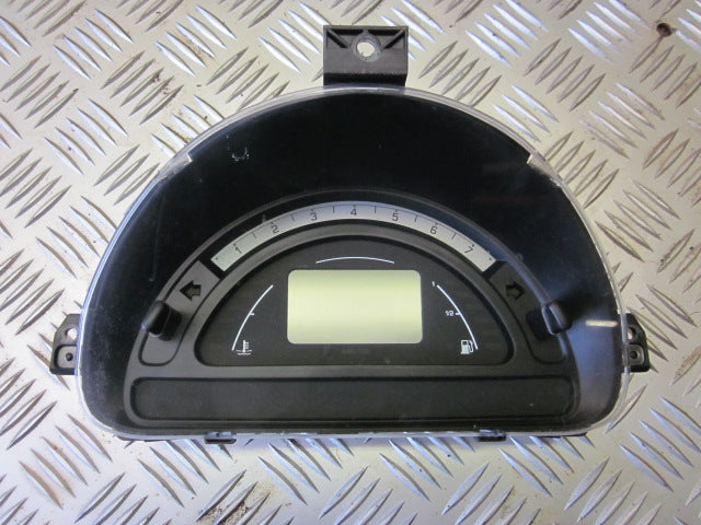 Citroen C3 Speedometer - Instrument Med OEM Nr. Ophugger Fra Citroen Ophugger