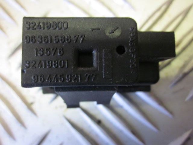 Citroen C3 Kontakt Sædevarme Med OEM Nr. Ophugger Fra Citroen Ophugger