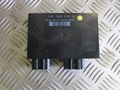 VW Bora 1J Bcm / Komfortkomputer Med OEM Nr. Ophugger Fra VW Ophugger