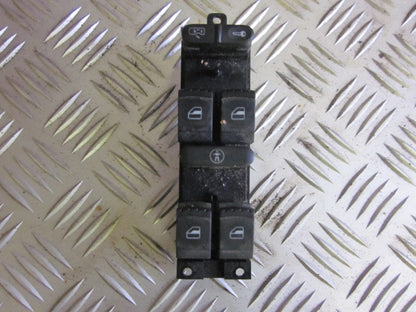 VW Bora 1J Kontakt Rudehejs Med OEM Nr. Ophugger Fra VW Ophugger