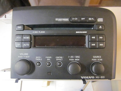 Volvo 80 Serie Radio M/Cd Med OEM Nr. Ophugger Fra Volvo Ophugger