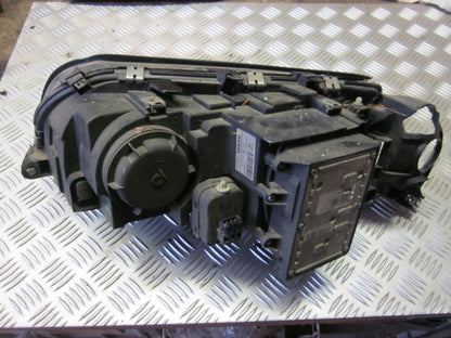 Volvo 80 Serie Forlygte Med OEM Nr. 89008802 Fra Volvo Ophugger