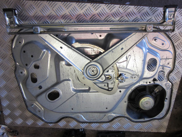 Ford Focus Rudemotor - Rudehejs Med OEM Nr. Ophugger Fra Ford Ophugger