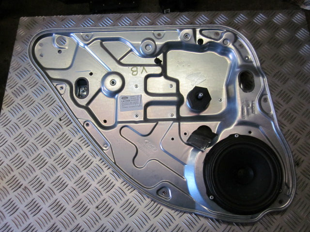 Ford Focus Rudemotor - Rudehejs Med OEM Nr. Ophugger Fra Ford Ophugger