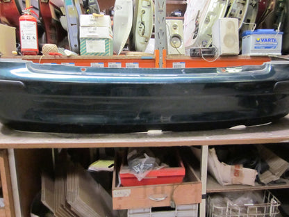 Mazda 323 F 5D BJ14 Bagkofanger Med OEM Nr. Ophugger Fra Mazda Ophugger