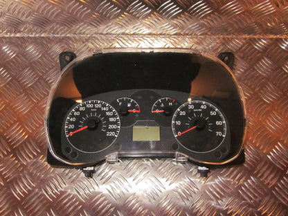 Fiat Grande Punto Speedometer - Instrument Med OEM Nr. Ophugger Fra Fiat Ophugger
