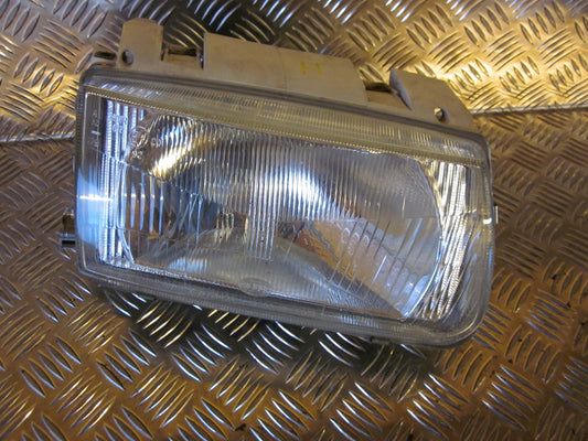 VW Polo 3 5D 6N Forlygte Med OEM Nr. Ophugger Fra VW Ophugger