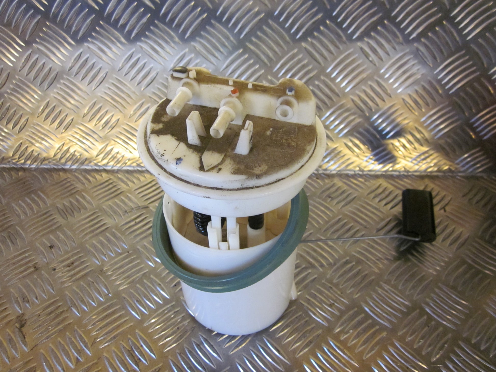 Volvo S40/V40 Benz/Brændstofpumpe El Med OEM Nr. Ophugger Fra Volvo Ophugger