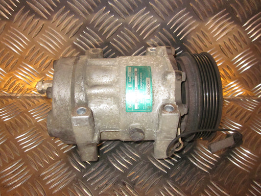 Volvo S40/V40 Aircondition Pumpe Med OEM Nr. Ophugger Fra Volvo Ophugger