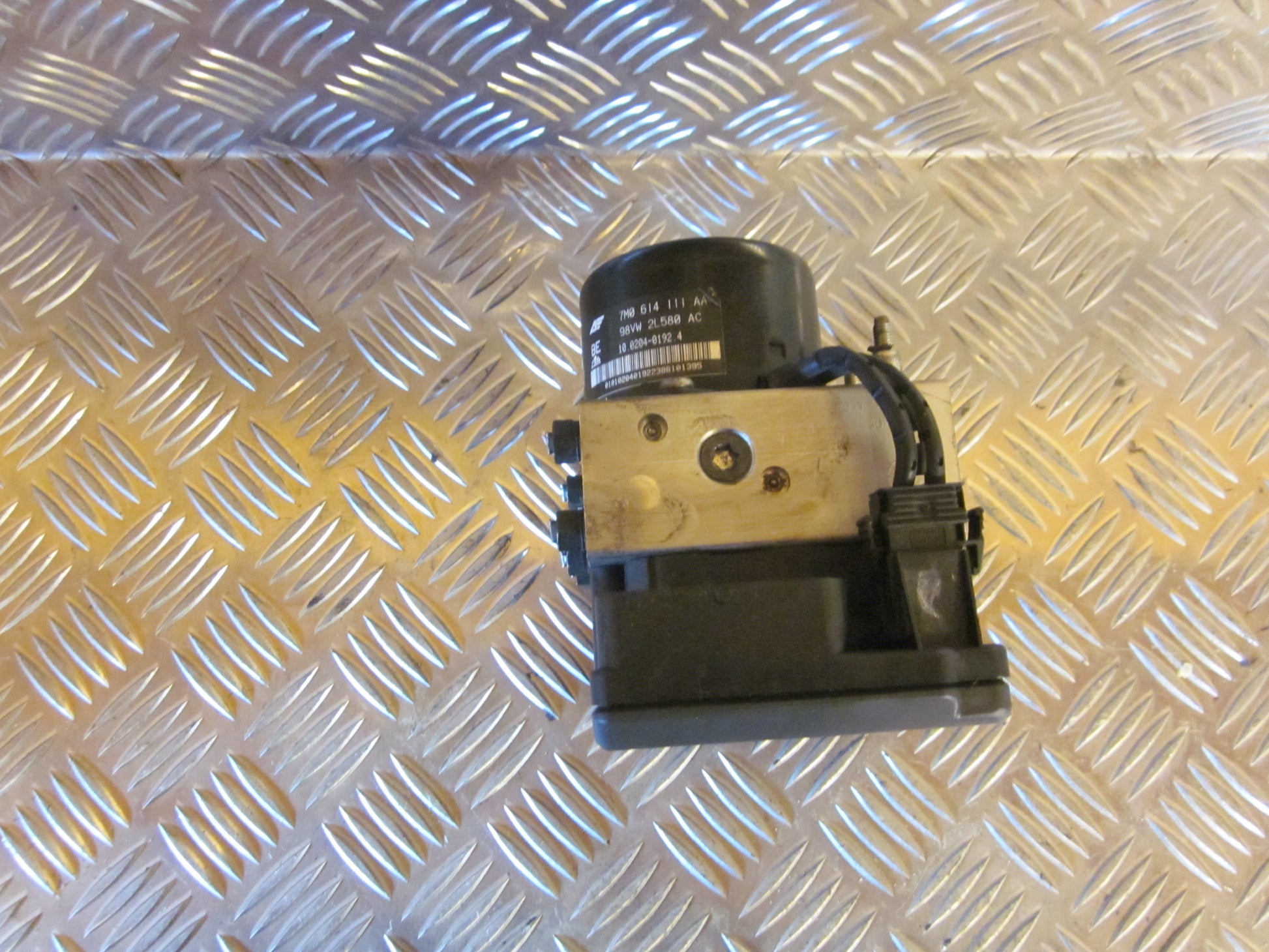 Ford Galaxy Abs Pumpe Med OEM Nr. 7m0614111aa Fra Ford Ophugger