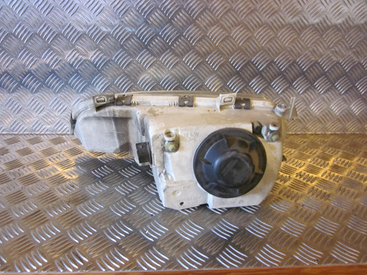 Ford Galaxy Forlygte Med OEM Nr. Ophugger Fra Ford Ophugger