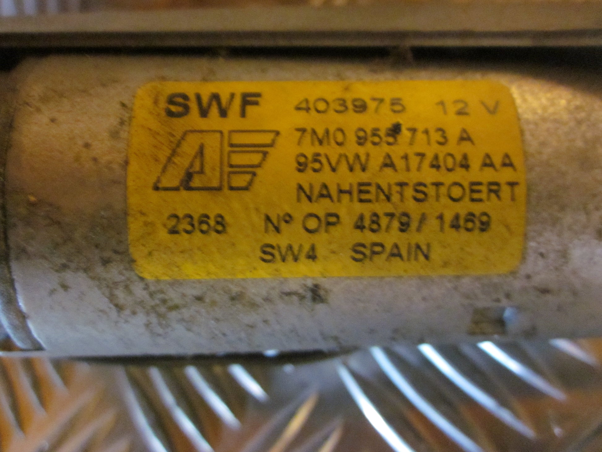 Ford Galaxy Bagrudevisker Motor Med OEM Nr. Ophugger Fra Ford Ophugger