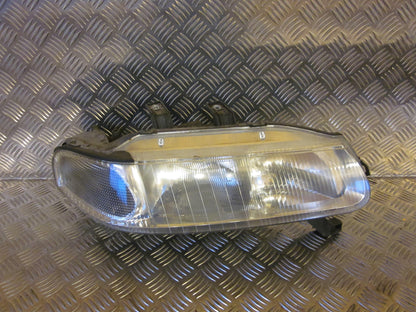 Rover 400 Forlygte Med OEM Nr. Ophugger Fra Rover Ophugger
