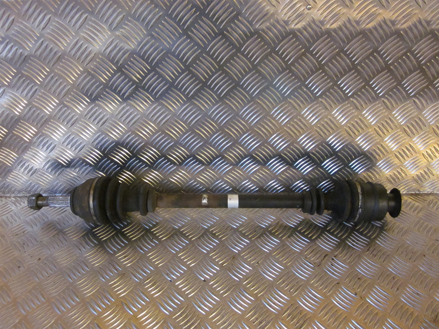 Renault Clio 1 Trækaksel For H Med OEM Nr. Ophugger Fra Renault Ophugger