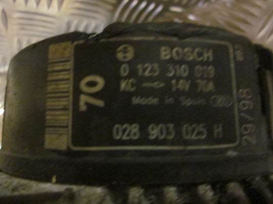 Skoda Felicia Generator Med OEM Nr. 0123310019 Fra Skoda Ophugger