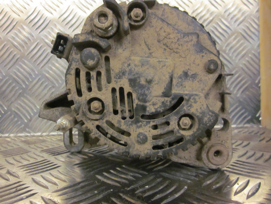VW Passat Generator Med OEM Nr. 037903023QX Fra VW Ophugger