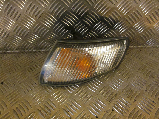 Mazda 626 GF/GW Blinklygte For Med OEM Nr. Ophugger Fra Mazda Ophugger
