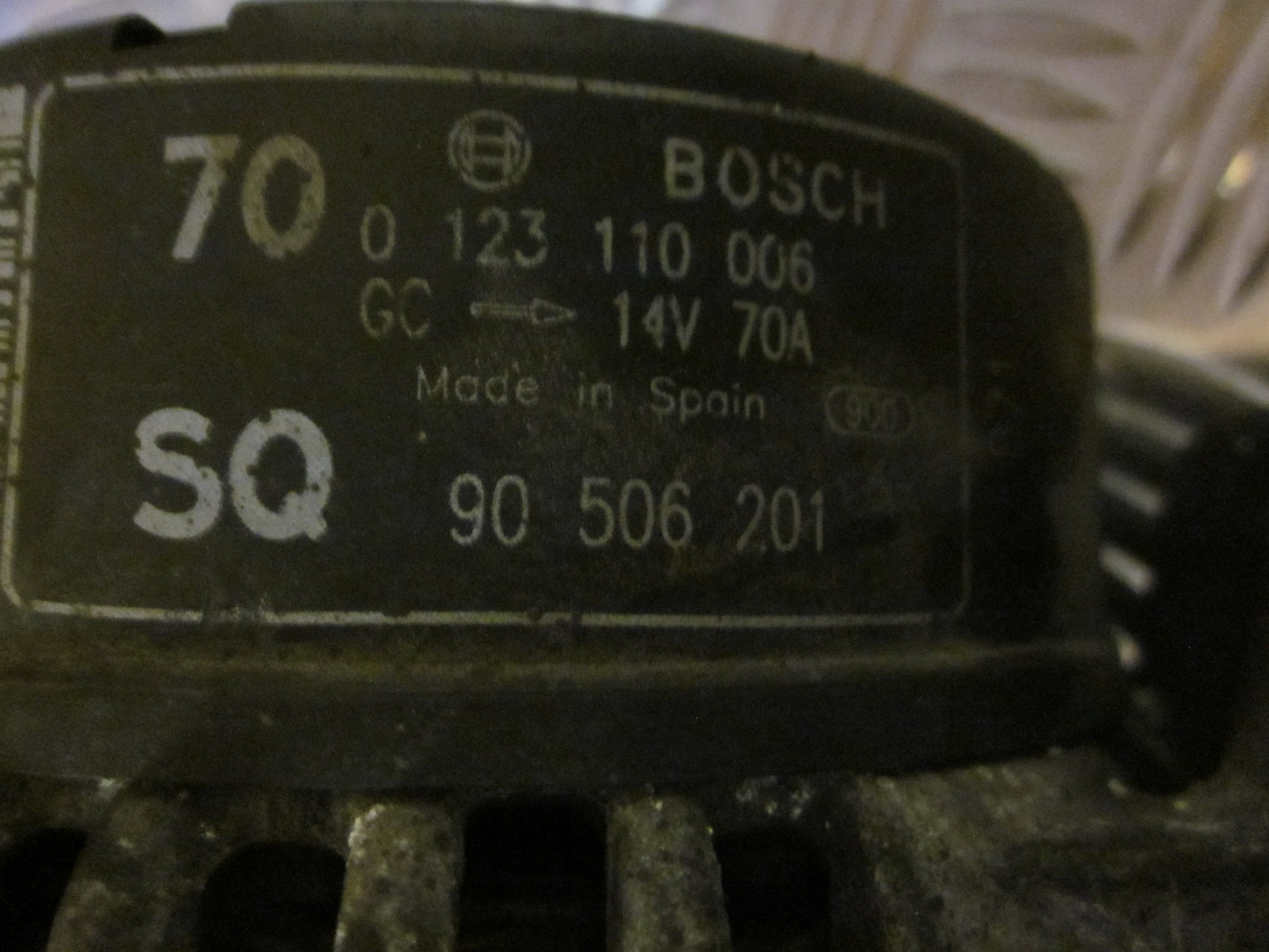 Opel Vectra B Generator Med OEM Nr. 0123110006 Fra Opel Ophugger