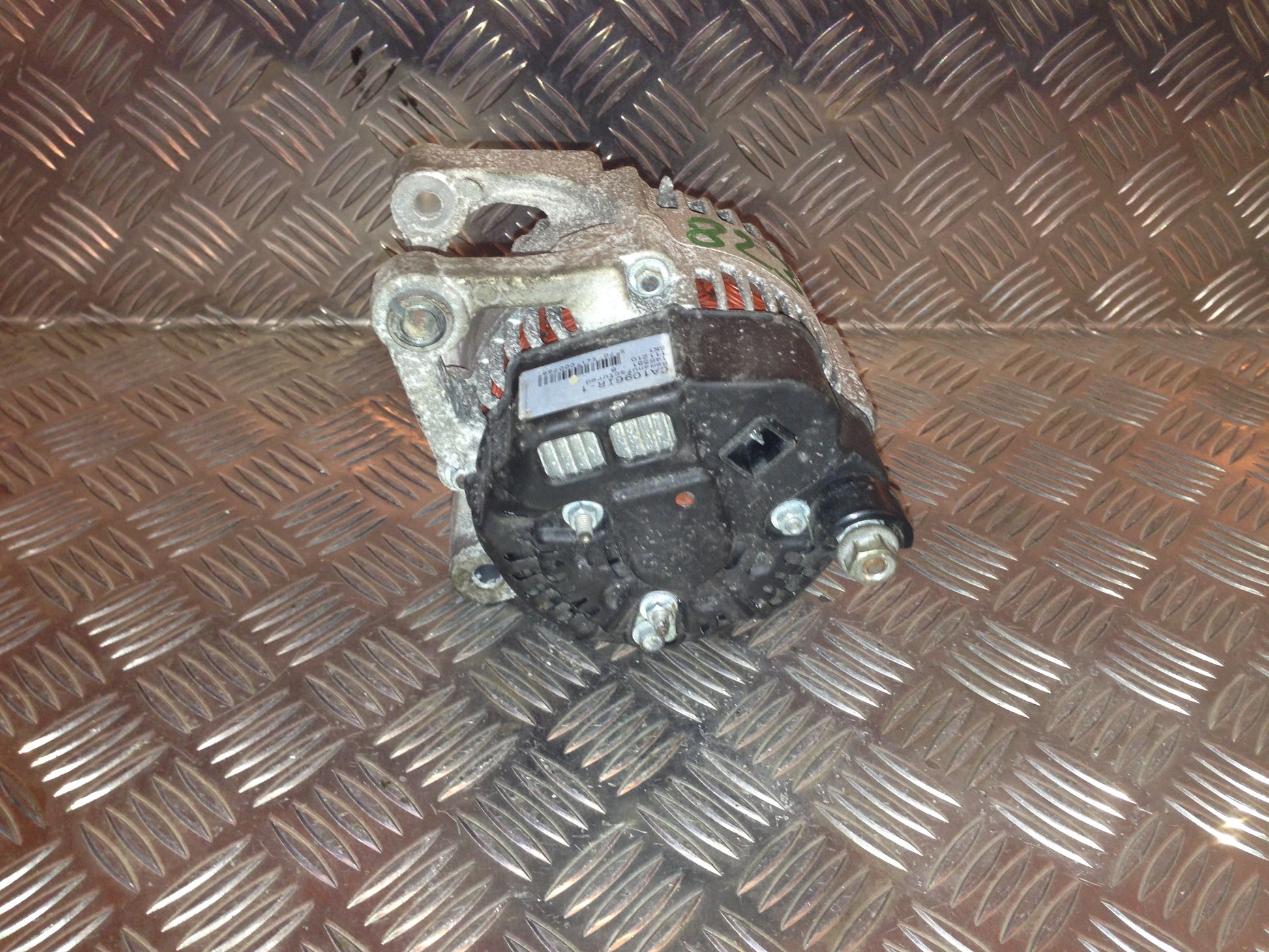 Volvo S40/V40 Generator Med OEM Nr. CA1096IR1 Fra Volvo Ophugger