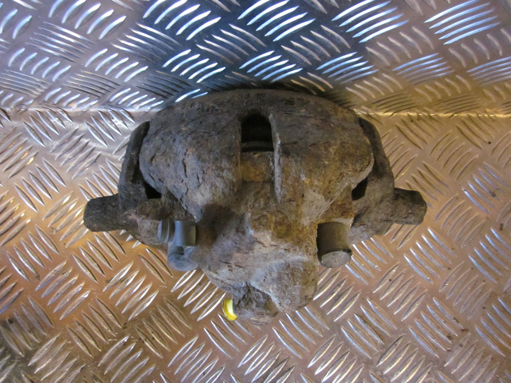 Ford Galaxy Bremsekaliber VF Med OEM Nr. Ophugger Fra Ford Ophugger