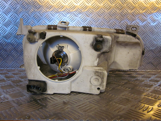 Ford Galaxy Forlygte Med OEM Nr. Ophugger Fra Ford Ophugger