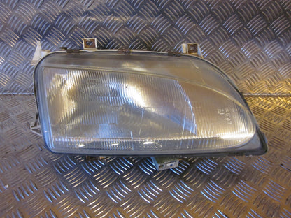 Ford Galaxy Forlygte Med OEM Nr. Ophugger Fra Ford Ophugger