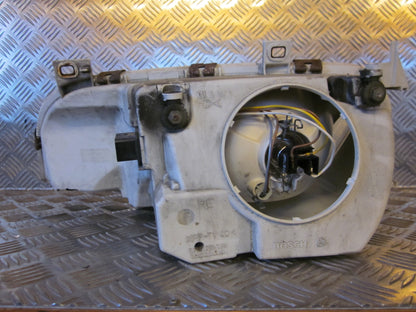 Ford Galaxy Forlygte Med OEM Nr. Ophugger Fra Ford Ophugger