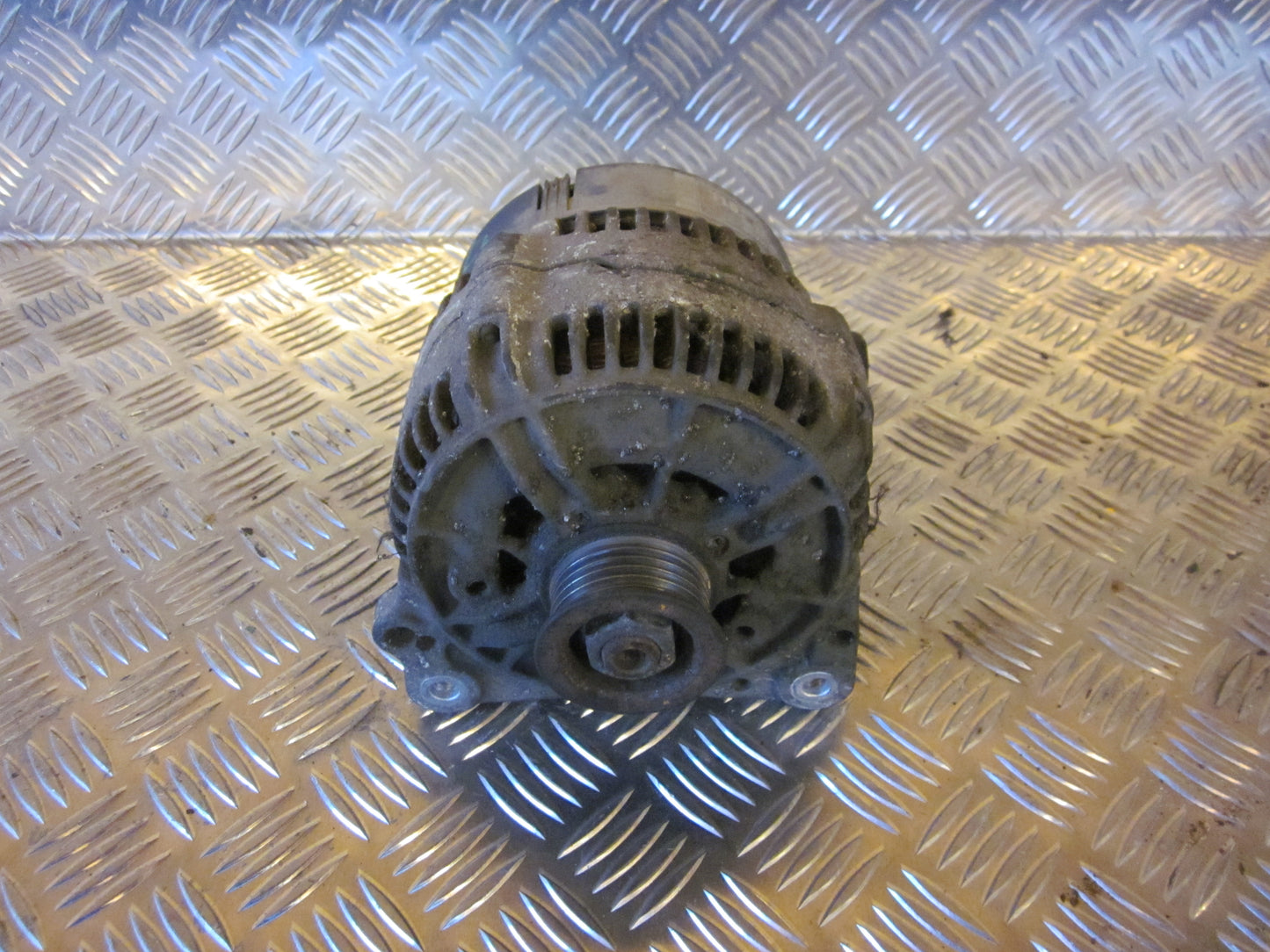 Ford Galaxy Generator Med OEM Nr. 95vw10300ec Fra Ford Ophugger