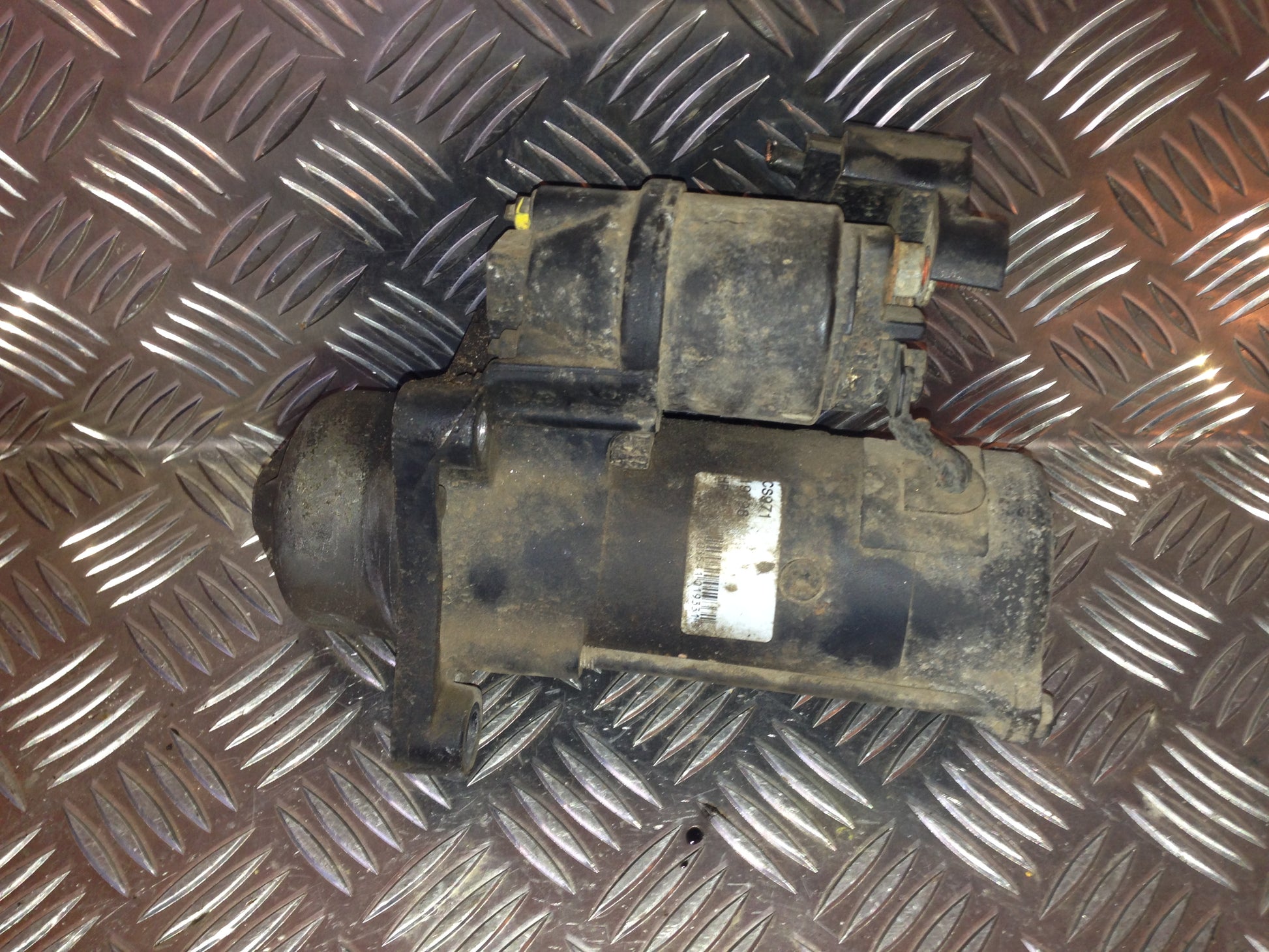 Ford Fiesta 4+5 Starter Med OEM Nr. 1416226 Fra Ford Ophugger